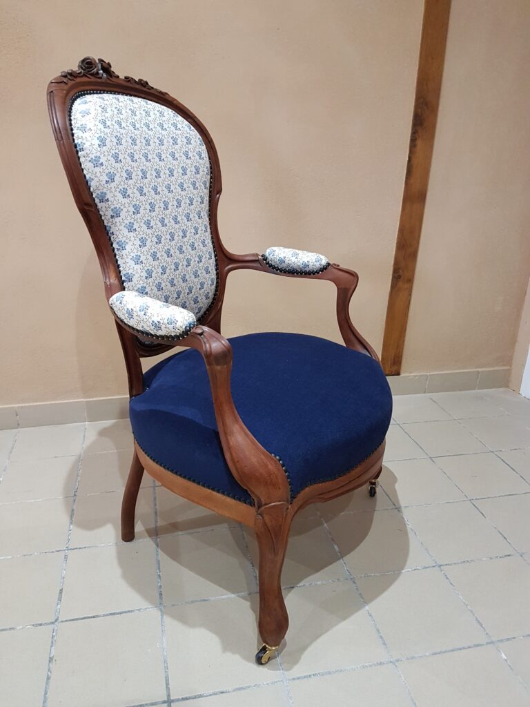 Cabriolet Louis Philippe min scaled