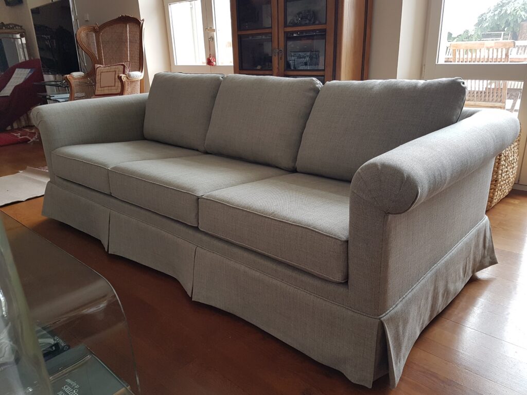 Canape moderne 3 places min scaled