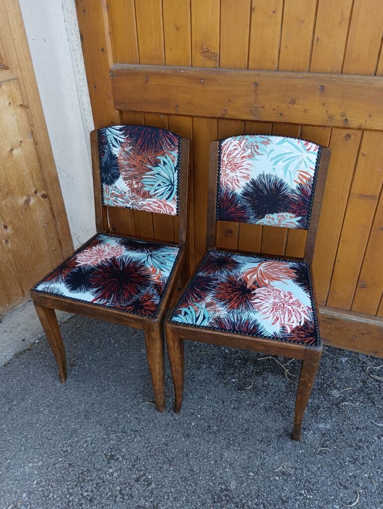 Chaises Art Deco min scaled