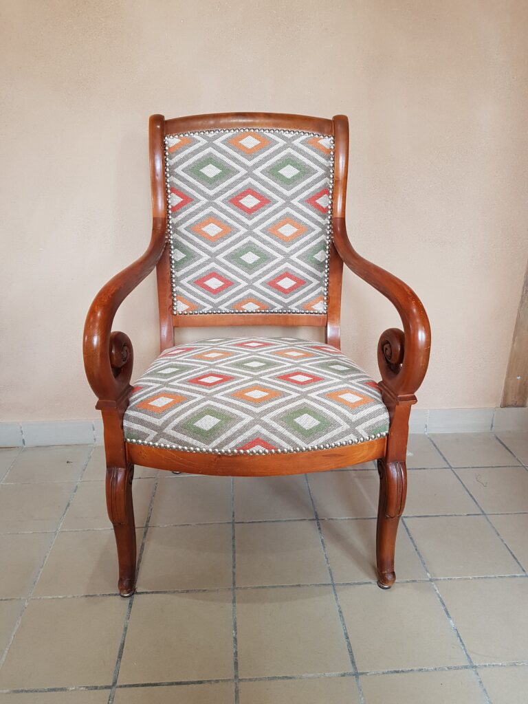 Fauteuil Restauration cuisse de grenouille min scaled