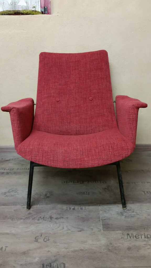 Fauteuil de bureau sk 560 Pierre Guariche 1954 min scaled